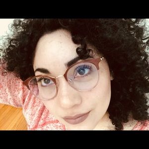 Meet your Posher, Miriam